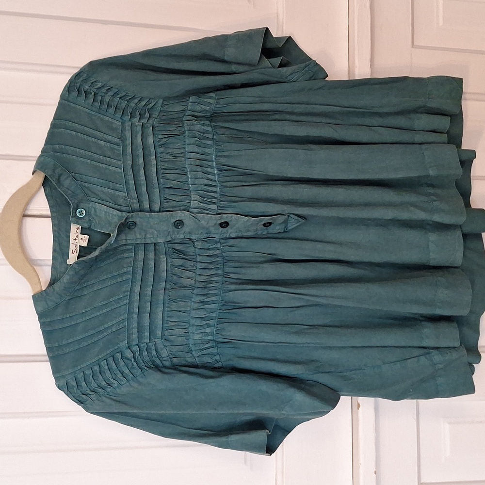 SOLITAIRE Teale Pleated Peasant Top